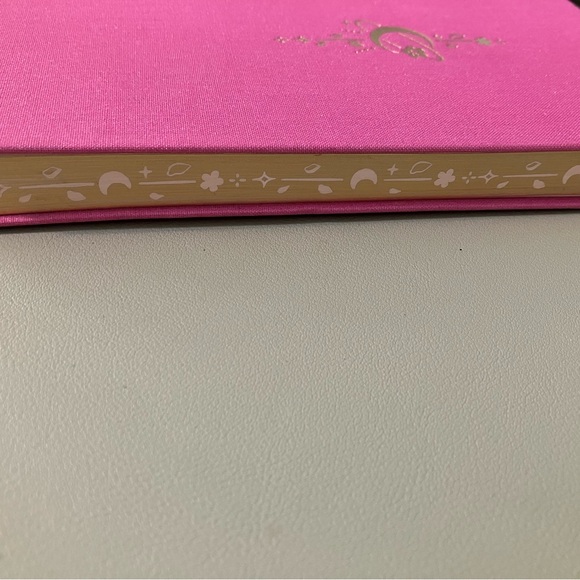 Notebook Therapy Tsuki ‘Moonlit Blossom’ Luxury Travel Notebook 150gsm dotted - Picture 4 of 7